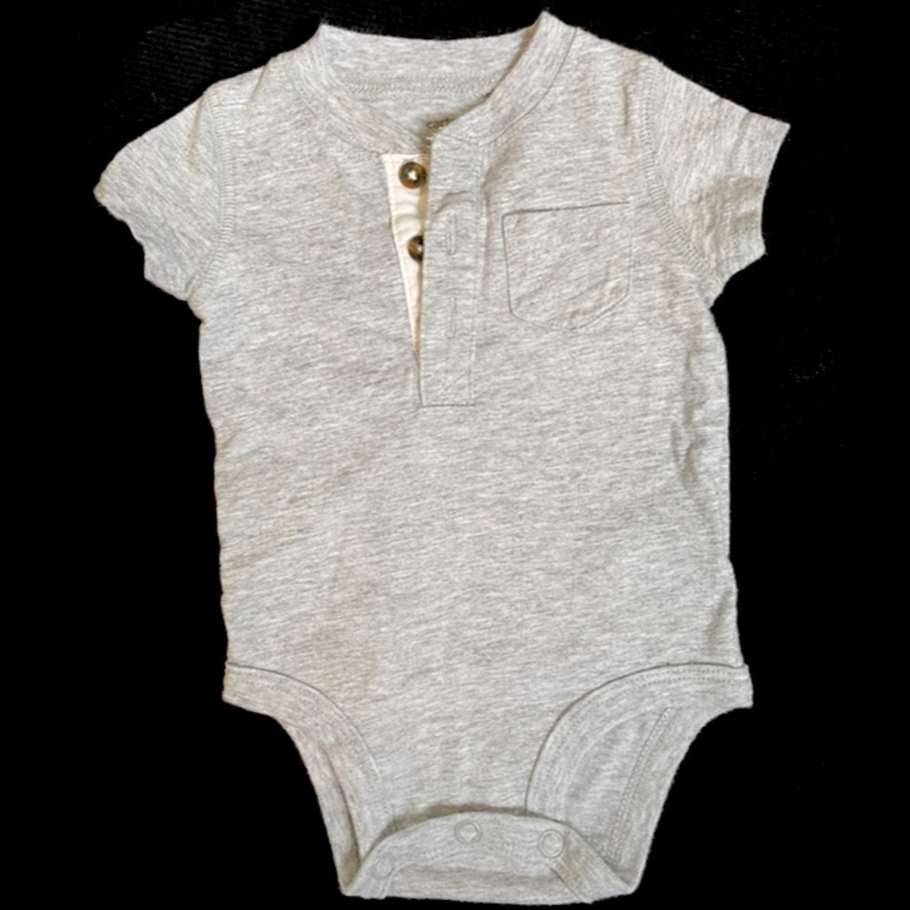 Carter’s Gender Neutral Gray Onesie with Pocket and Button Detail 3 months